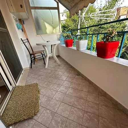 Tirana Apartment *